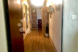 Zadar, Stan na Brodarici 88 m², 80 m od mora!!, Zadar, Apartamento