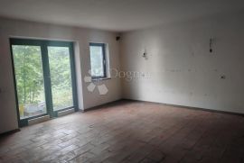 IMANJE S POTENCIJALOM U CENTRU SAMOBORA, Samobor, House