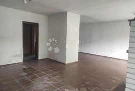 IMANJE S POTENCIJALOM U CENTRU SAMOBORA, Samobor, House