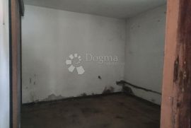 IMANJE S POTENCIJALOM U CENTRU SAMOBORA, Samobor, House