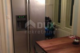 RIJEKA, PEĆINE - Stan prvi red do mora, Rijeka, Appartment