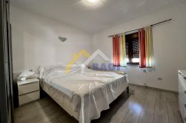 FAŽANA, stan na prvom katu!, Fažana, Apartamento