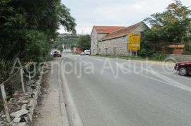 Imotski - kamena kuća 150m2 sa velikim zemljištem 2149 m2, Imotski, Kuća