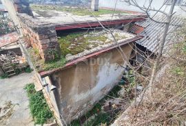 RIJEKA, ŠKURINJE - starina na traženoj lokaciji, Rijeka, Casa