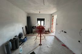 KOSTRENA- dvojna  kuća, 5 apartmana, pogled!!!, Kostrena, بيت