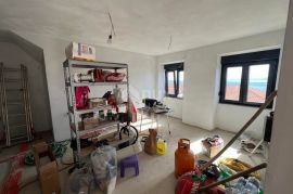 KOSTRENA- dvojna  kuća, 5 apartmana, pogled!!!, Kostrena, Famiglia