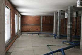 Tri nove - lokal u novogradnji ID#1631, Zemun, Propriedade comercial