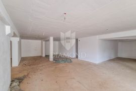 Umag, okolica, novogradnja!Moderan stan 450 m od mora!, Umag, Appartment