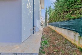 Umag, okolica, novogradnja!Moderan stan 450 m od mora!, Umag, Apartamento