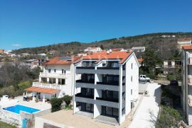 Dramalj dvoetažni stan u novogradnji, Crikvenica, Apartamento