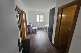 SAMO KOD NAS Kuća sa 7 apartmana ,2S+DB sa balkonom,55m2, Karlobag, House