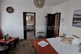 Zemun, Gardoš, stambeno poslovni objekat, izdavanje, Zemun, Casa