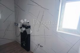 PAG, ŠIMUNI - MODERAN DVOSOBAN APARTMAN 120 METARA OD MORA (A2), Pag, Stan