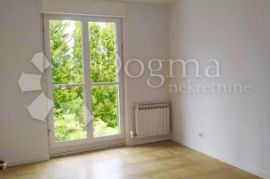 Sofisticirani luksuz s dvije terase i liftom u strogom centru!, Maksimir, Appartement