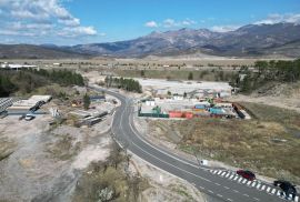 GROBNIK, ČAVLE, SOBOLI- građevinsko zemljište 5000m2 u komercijalnoj zoni za halu- poslovni prostor (namjena: trgovačka, zanatska, industrijska), Čavle, Land