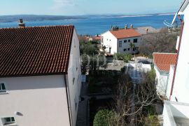 Kvalitetna kuća na dobroj lokaciji, Crikvenica, House