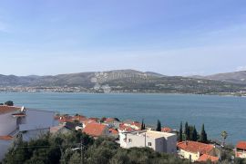 ČIOVO-DVOETAŽNI STAN S POGLEDOM NA MORE, Trogir - Okolica, Διαμέρισμα