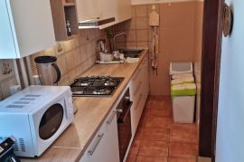 Stan na dobroj lokaciji blizu mora, Premantura, Istra, Medulin, Apartamento