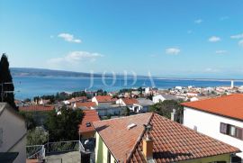 Dvojna kuća sa dva odvojena apartmana, Crikvenica, Ev