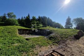 KOMADIĆ ZELENOG RAJA S POGLEDOM NA PETEHOVAC, Delnice, Land