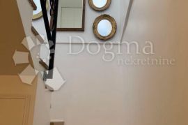 PENTHOUSE ŽNJAN (dvoetažni 91m2), Split, Kвартира