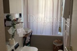 PENTHOUSE ŽNJAN (dvoetažni 91m2), Split, Flat