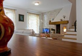 Istra-Hreljići  luksuzna kamena villa 220m2 , 3S+DB ! !, Marčana, Ev