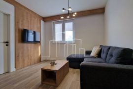 Opremljen nov apartman od 35m2 jedna spavaća u sklopu novog naselja nadomak Snježna dolina Resorta i staze Trnovo, Pale, Appartamento