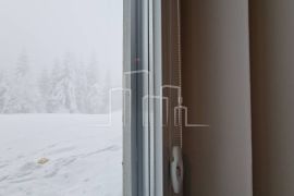 Ponuda opremljen nov apartman od 36m2 jedna spavaća u sklopu novog naselja nadomak Snježna dolina Resorta i staze Trnovo, Pale, Διαμέρισμα