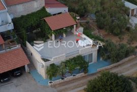 Hvar, prekrasna nekretnina na južnoj strani otoka s otvorenim pogledom na more, Hvar, Maison