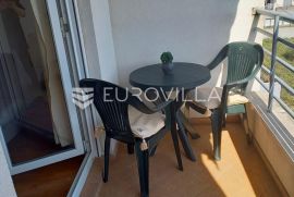 Split, Žnjan, šarmantan jednosoban stan s pogledom na more, Split, Appartement