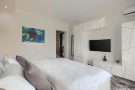 Moderna villa sa wellnesom, Rovinj, okolica, Istra, Rovinj, Дом