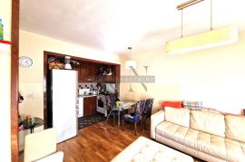 ZAGREB-ŠPANSKO,3S SA LOĐOM NA ODLIČNOJ LOKACIJI!!!, Stenjevec, Apartamento