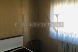 ZAGREB-ŠPANSKO,3S SA LOĐOM NA ODLIČNOJ LOKACIJI!!!, Stenjevec, Appartment