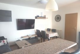 ISTRA, VALBANDON Kuća s 3 apartmana i dvorištem u blizini mora, Fažana, Casa