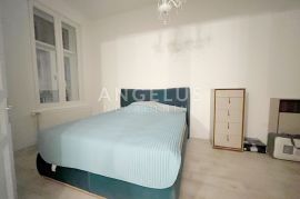 Zagreb, Centar - Novouređen stan sa balkonom, Donji Grad, Flat