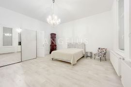 Zagreb, Centar - Novouređen stan sa balkonom, Donji Grad, Flat