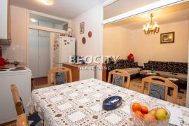 Novi Beograd, Blok 44, Nehruova, 3.0, 66m2, Novi Beograd, Apartamento