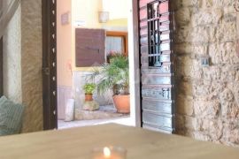 ISTRA, ROVINJ - Apartman u starom gradu, Rovinj, شقة