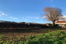 KRNICA – lokalitet s pogledom na more, Marčana, Land