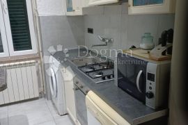 Opatija, centar, 80m2, Opatija, Flat