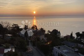 OPATIJA - LUKSUZNI STAN S POGLEDOM NA CIJELI KVARNER, Opatija, Kвартира