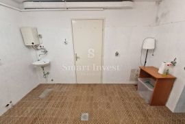 POBRI, poslovni prostor od 42 m2, Opatija - Okolica, Propriedade comercial