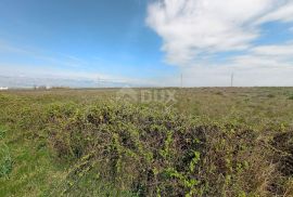 ZADAR, PRIVLAKA - Poljoprivredno zemljište s pogledom na more, Privlaka, Land