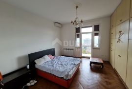 OPATIJA, CENTAR - Stan u austrougarskoj vili s parkingom, Opatija, Appartment