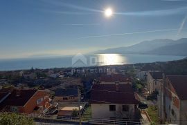 RIJEKA, MARTINKOVAC -stan sa panoramskim pogledom na more, Rijeka, Appartamento