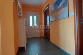 RIJEKA - Martinkovac, kuća, sa fantastičnim pogledom, 422 m2, PRILIKA!, Rijeka, House