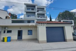 RIJEKA - Martinkovac, kuća, sa fantastičnim pogledom, 422 m2, PRILIKA!, Rijeka, House