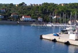 OTOK ŠOLTA - Prekrasna kamena kuća s pogledom na more, Šolta, Haus