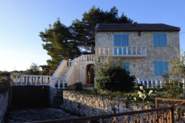 OTOK ŠOLTA - Prekrasna kamena kuća s pogledom na more, Šolta, Дом